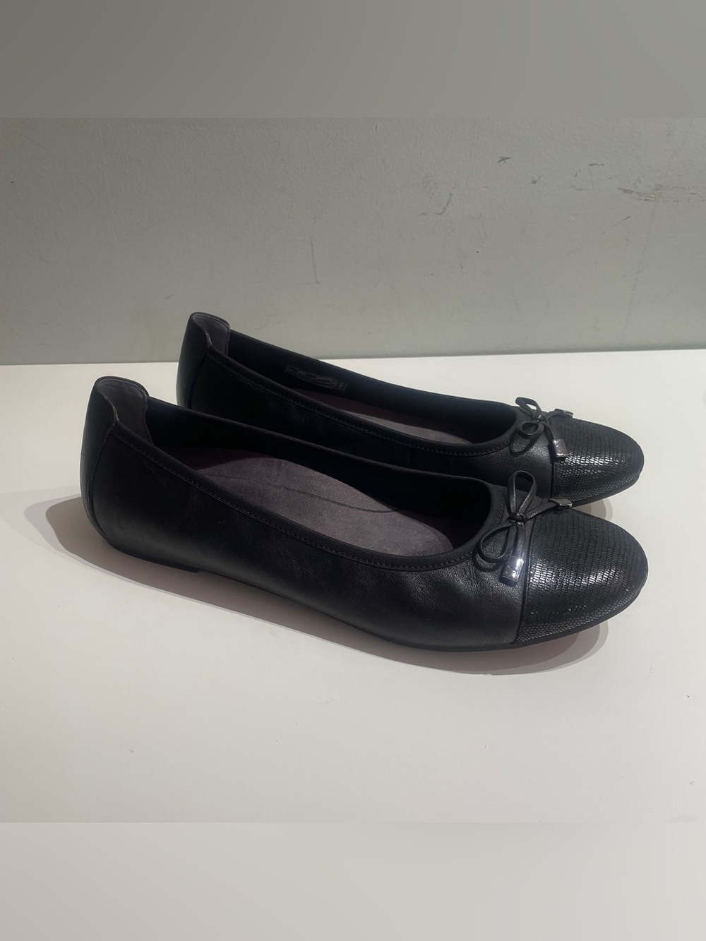 Vionic Ballet Flats Minna Spark Black 11